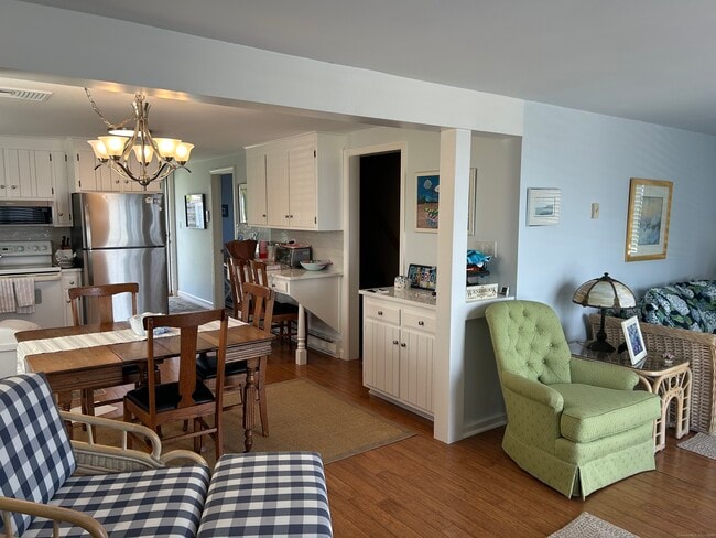 Photo - 19 Underway Dr