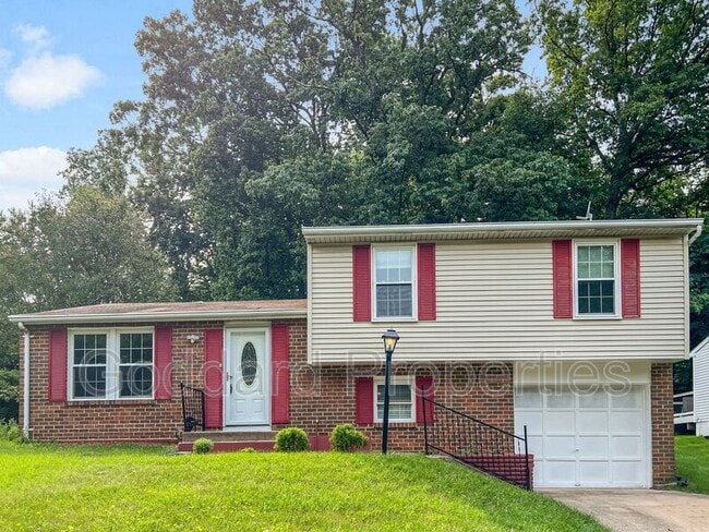 Photo - 8535 Hayshed Ln