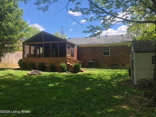 Photo - 6811 Cedarwood Dr