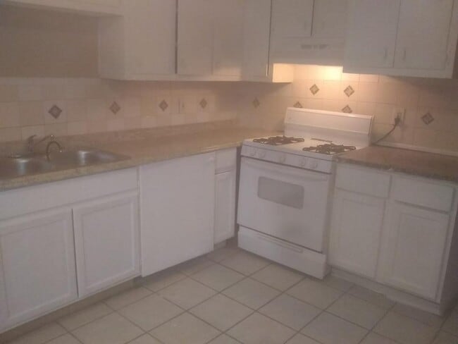 Photo - 609 Allen Dr