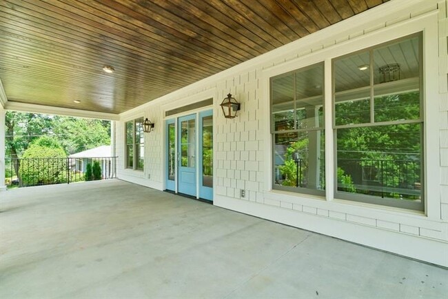 Photo - 1375 Wessyngton Rd NE