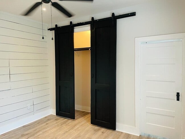 Reclaimed Wood Barn Doors
