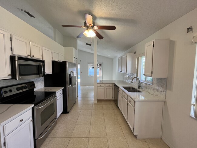 Photo - 3607 Cresta Ct