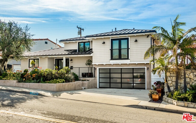 517 Paseo De La Playa