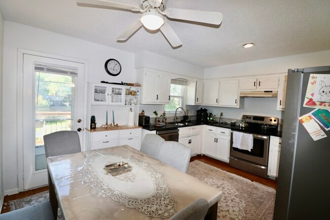Photo - 13847 S Alden Ct