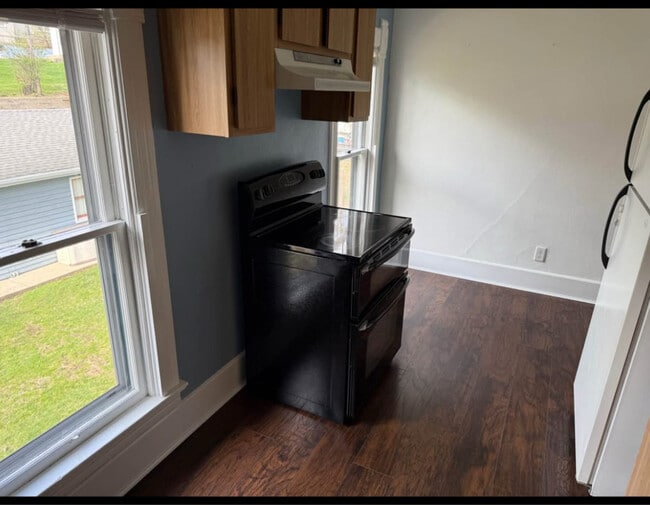 Photo - 1041 Carrington St Unit 2