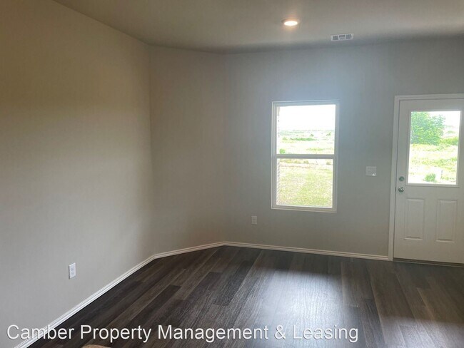 Photo - 3 br, 2 bath House - 11624 NW 95th Street