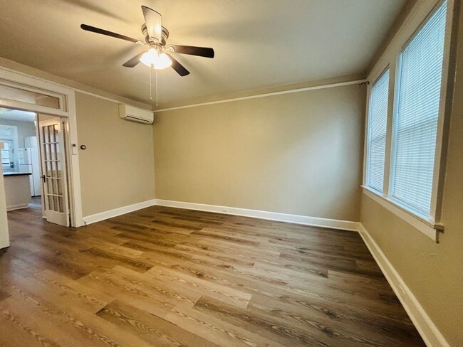 Photo - MOVE-IN READY & AVAILABLE NOW!