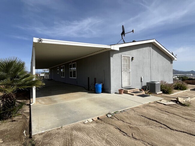 Photo - Spacious 4 bedroom, 3 bath home for rent