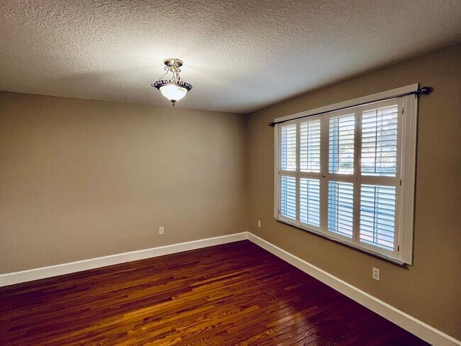 Photo - 273 Hollywood Forest Dr