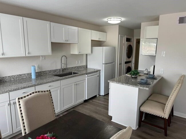 Photo - 12660 Ashford Point Dr Condo Unit 706