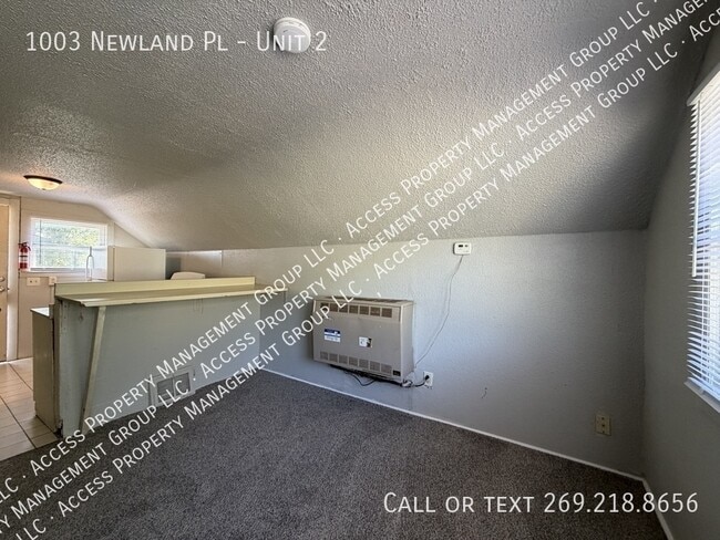 Building Photo - 1003 Newland Pl