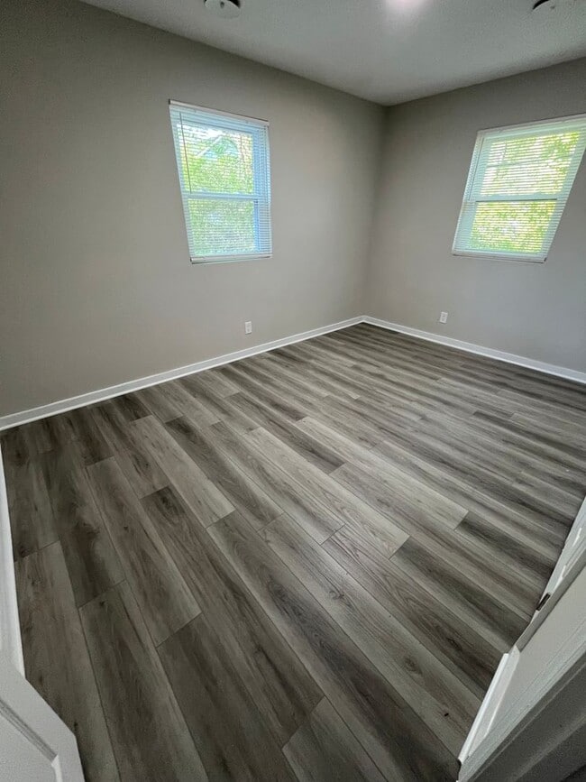 Photo - 2206 W Knox St Unit RS or B