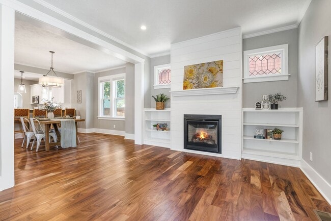 Building Photo - Charming Home in Spokane’s Heart – Unfurnished