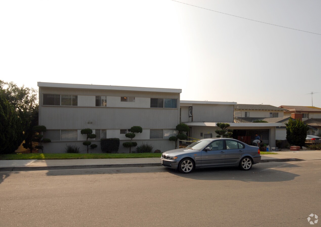 Photo - 1318 Agate St