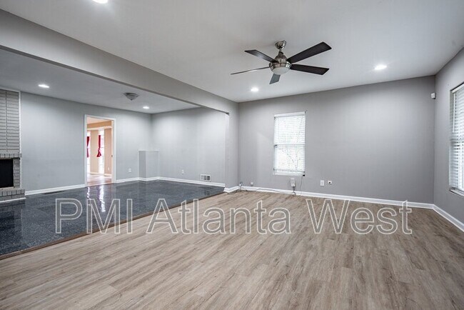 Photo - 2132 Galway Ln