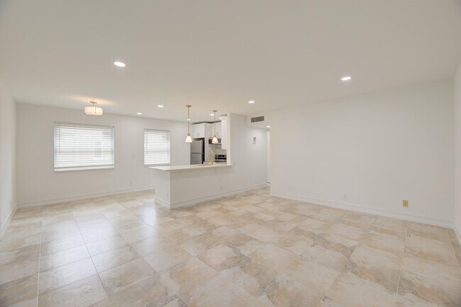 Photo - 372 Piedmont H