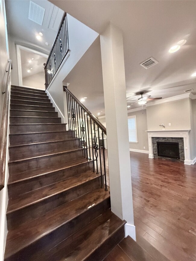 Photo - 2116 Couch St