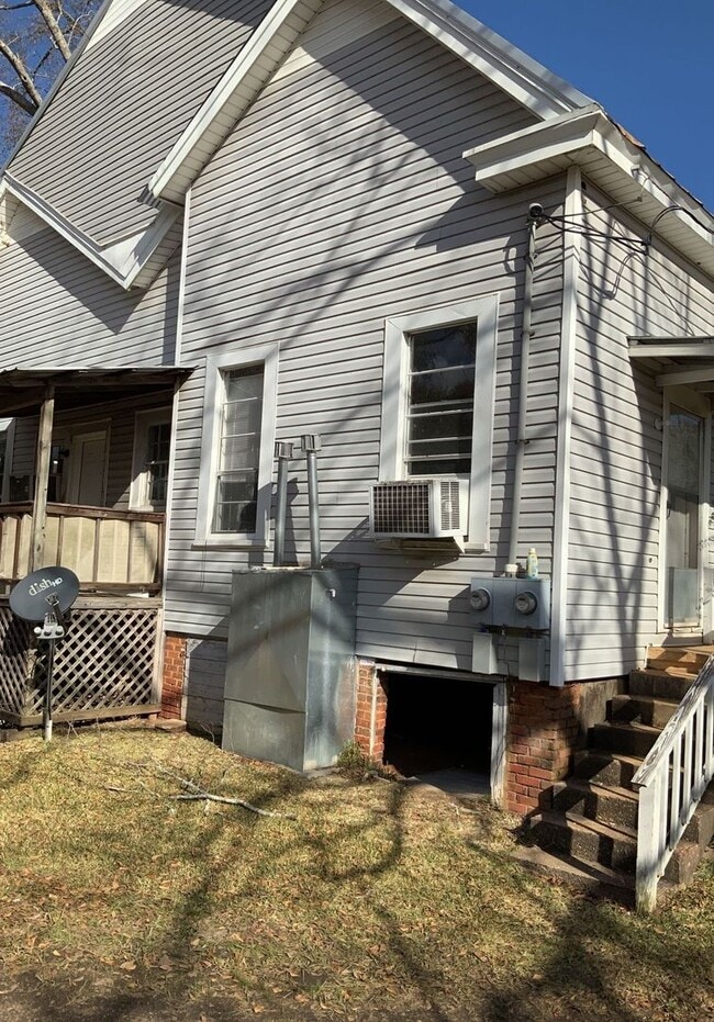 340 Hickory St Unit B