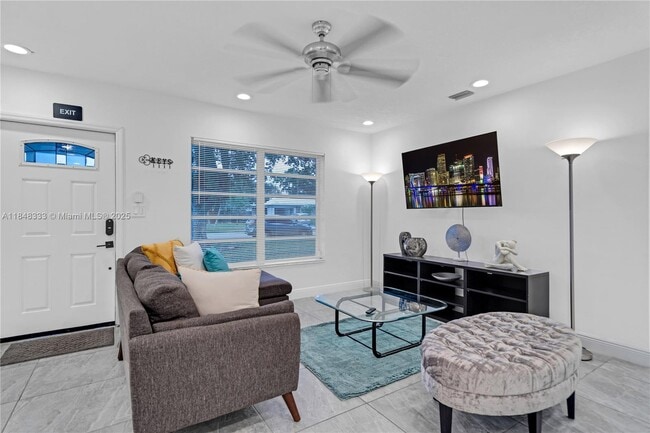 Photo - 1165 SW 4th Ter