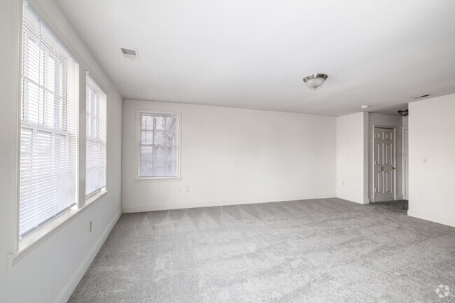 Unit 3 - Studio - 725SF - Living Room