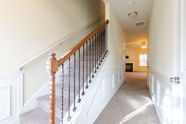 Photo - Spacious 3BR/2.5BA Townhouse Near Atlanta