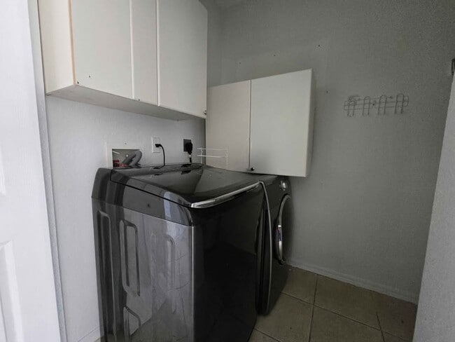 Photo - 10924 SW 182nd Ln