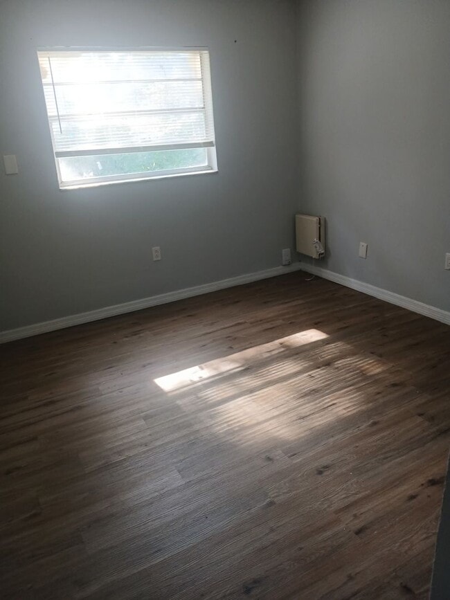 Photo - Renovated one bedroom with dog area heart of Tampa near veterans hospital and USF Unit #102
