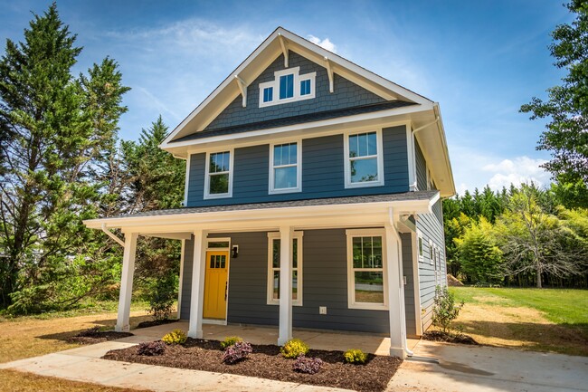 Photo - 301 Riverhills Dr House