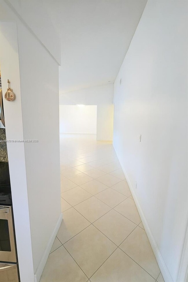 Photo - 8190 Springtree Rd