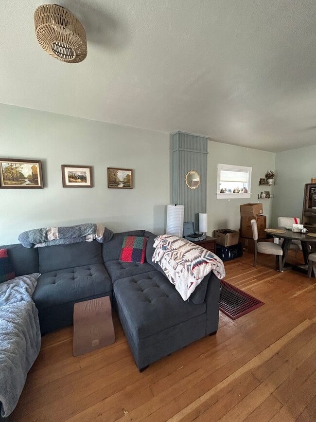 Photo - 1005 W Park St
