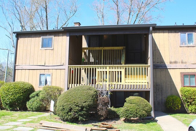 Building Photo - Sapphire Manor Condo Unit 102