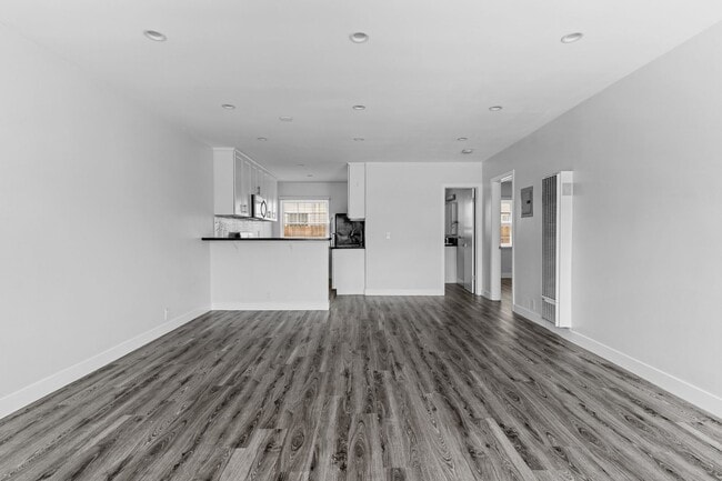 Photo - 241 Bonito Ave Unit 03