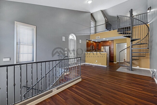 Building Photo - 5626 S 21st Pl