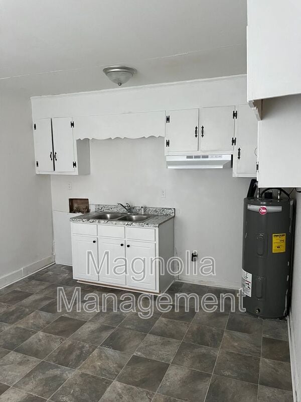 Photo - 448 Mason St