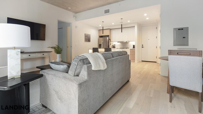 Photo - 143 E Commerce St Unidad 505