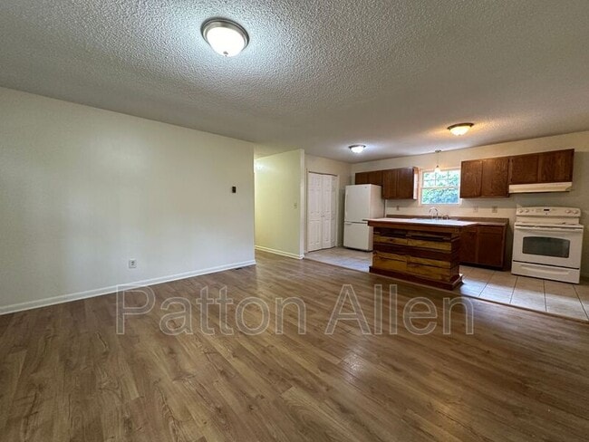 Photo - 74 Buffalo St