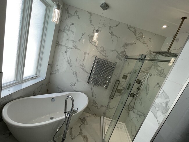 Photo - 440 King St Unité 2