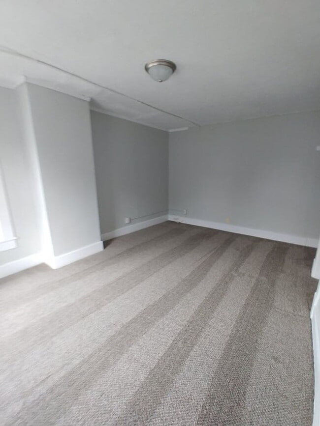 Photo - 1018-1024 Brown Street Unidad 1020