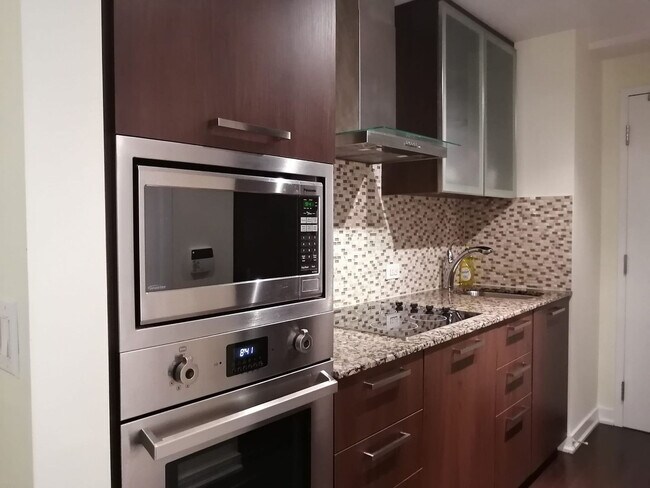 Photo - 14 York St Unit FL10-ID1347724P