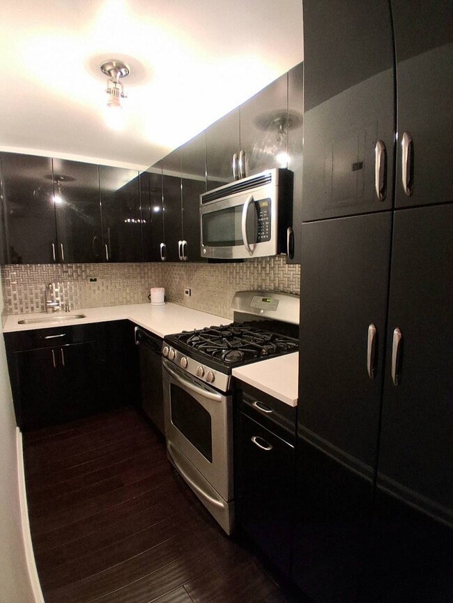 153 E 57th St Unit 10H