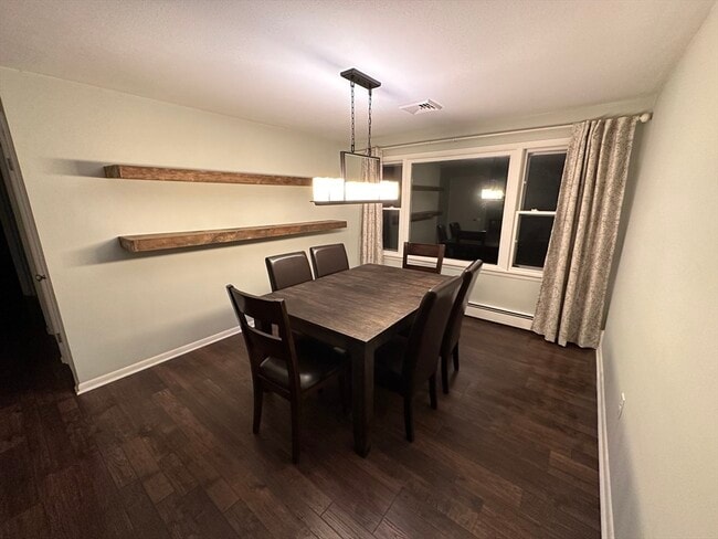 Photo - 65 Lynnwood Ln