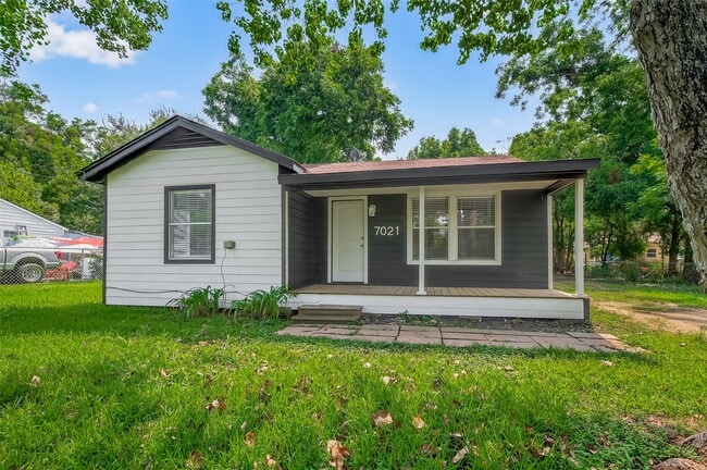 Photo - 7021 Oleander Ln