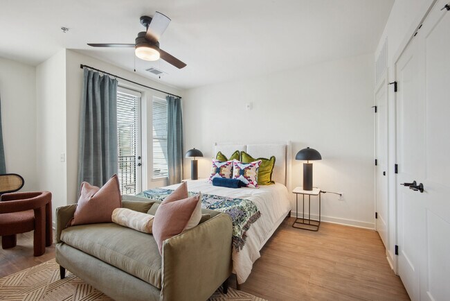 The Navigator apartments — community photo