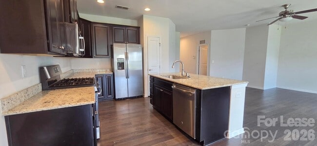Photo - 7347 Raylee Ave SW