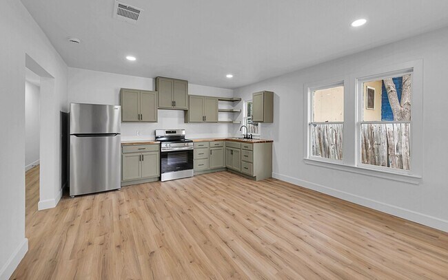 Photo - Newly Renovated 3 Bed, 2 Bath Home in Waco