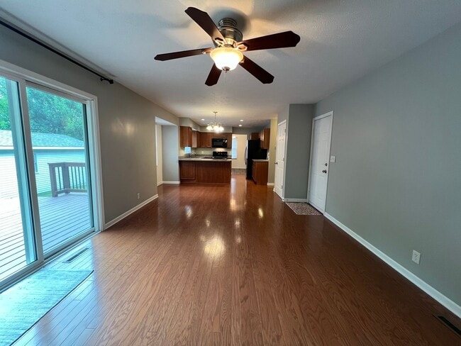 19 Boardwalk Cir