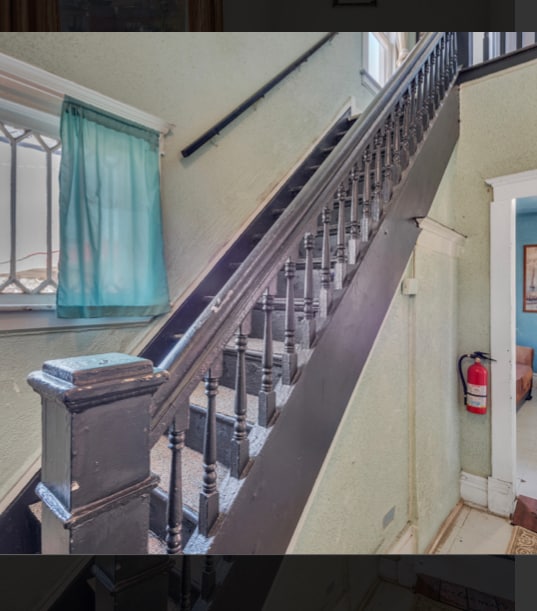 Photo - 1415 Portage St