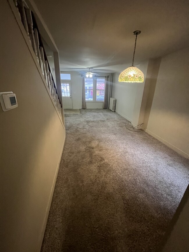 Photo - 446 Nevin St