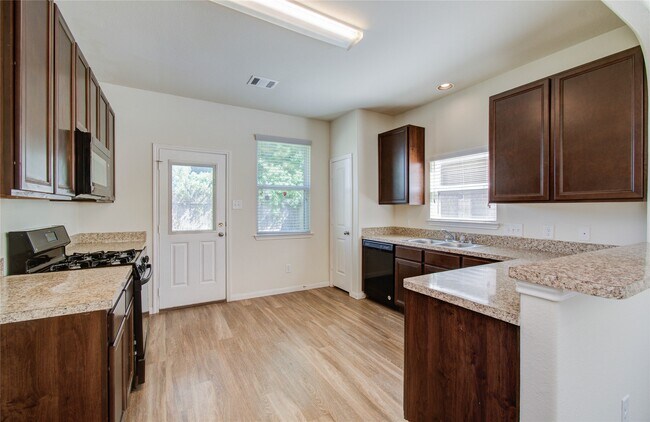 Photo - 10410 Solitude Way